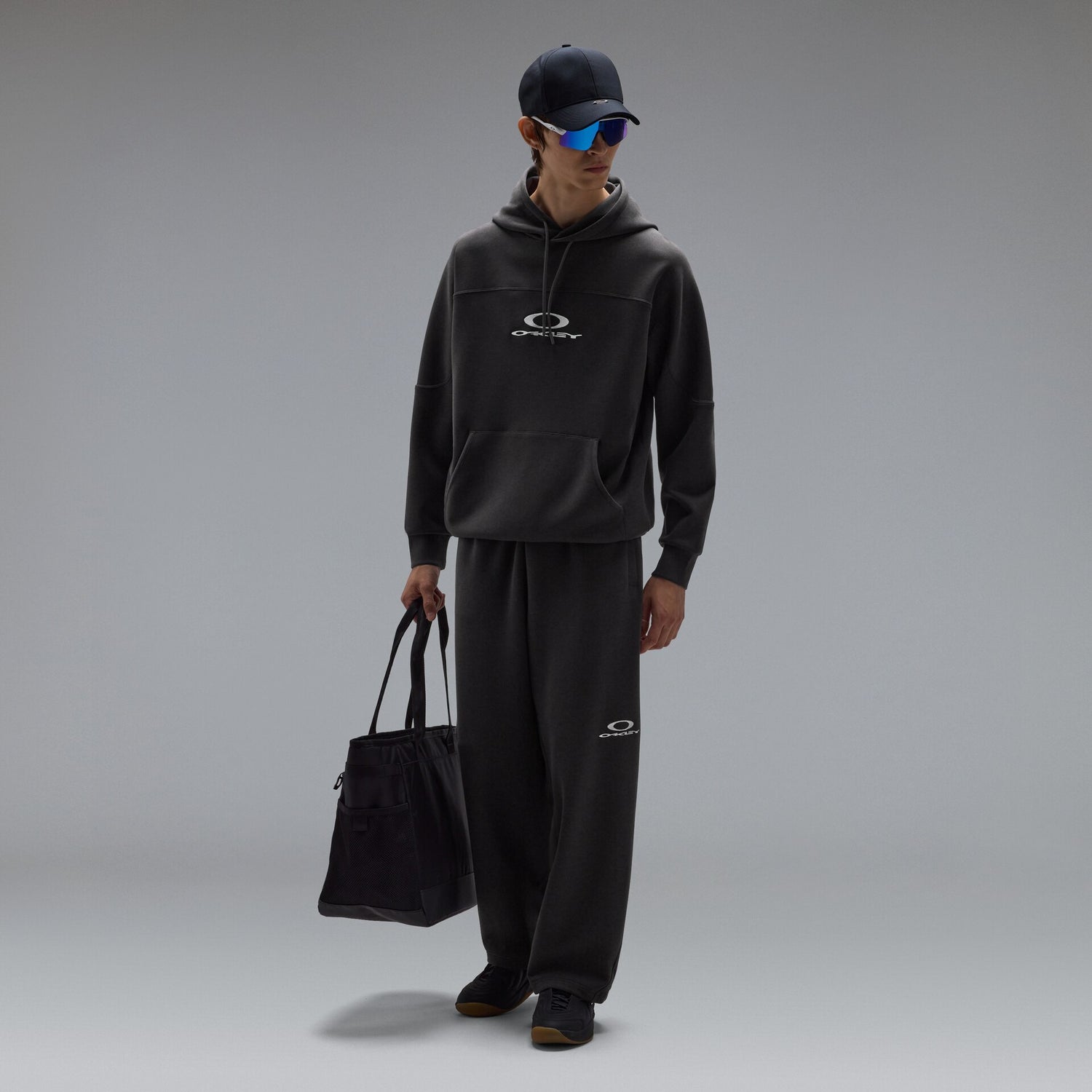 Oakley New Retro Fleece Hoodie 2.7 in Phantom detail or alternate view