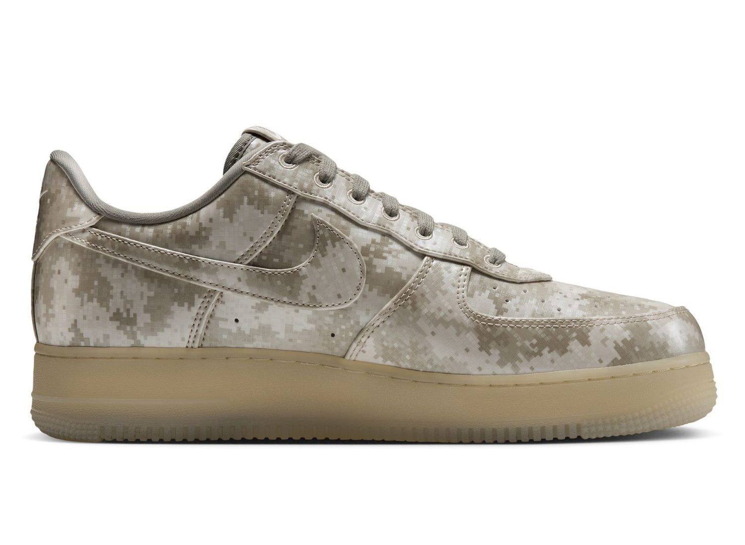 Nike Air Force 1 Low Retro Digital Camo in Fossil / Dark Grey — alternate right profile