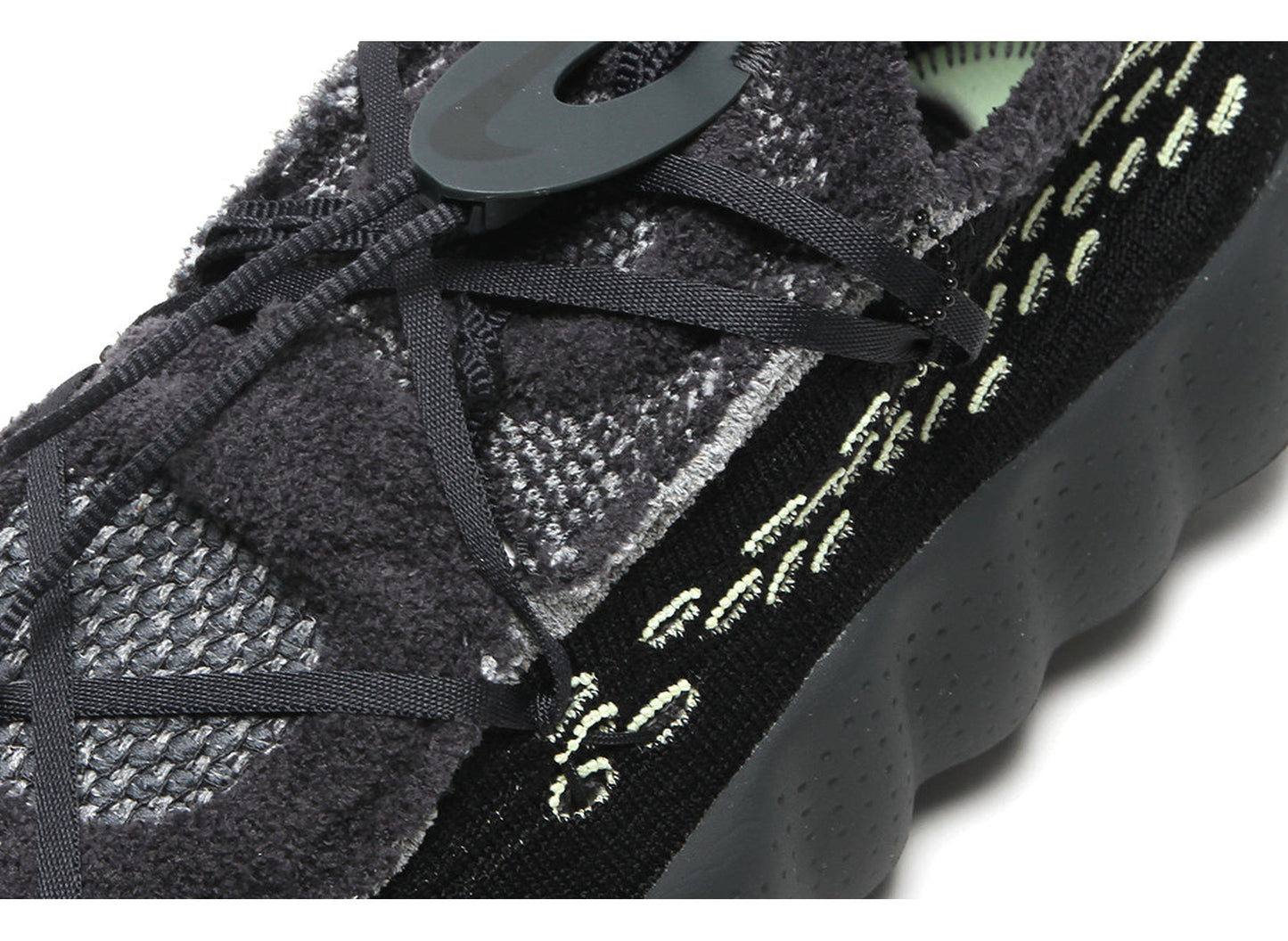Nike Mind 002 Flyknit IR2176-002 in Black / Dark Smoke Grey / Anthracite — upper detail