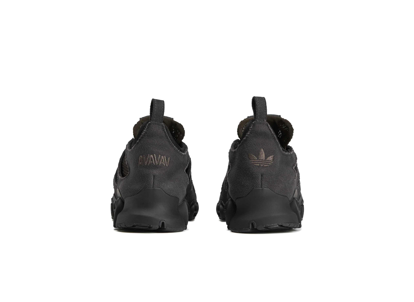 Damen Adidas x AVAVAV Megaride Cutout in Core Black / Shadow Olive