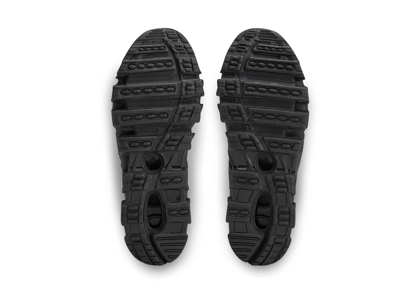 Damen Adidas x AVAVAV Megaride Cutout in Core Black / Shadow Olive