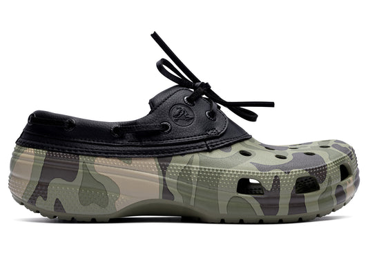 Crocs Classic Duck Camo Boat Shoe in Cargo Duck Camo - Damaged