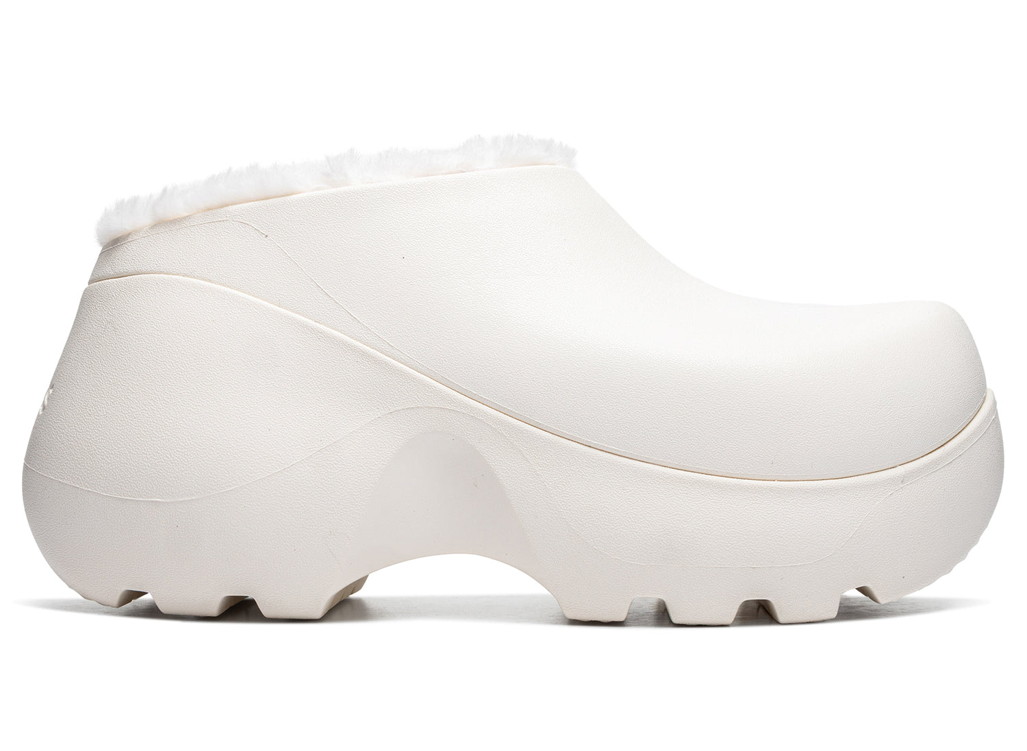 Crocs Hydra Clog Lined in Chalk