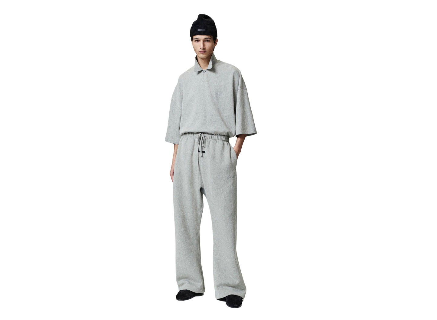 Fear of God Essentials Signature Classic Fit Flare Sweatpant 'Concrete Heather' — view 4
