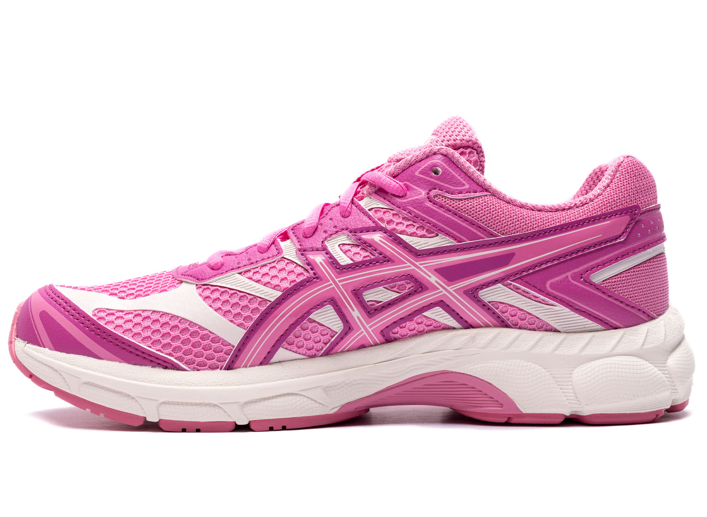 GS Asics Gel-Cumulus 16 in 'Dragon Fruit / Raspberry' — view 3