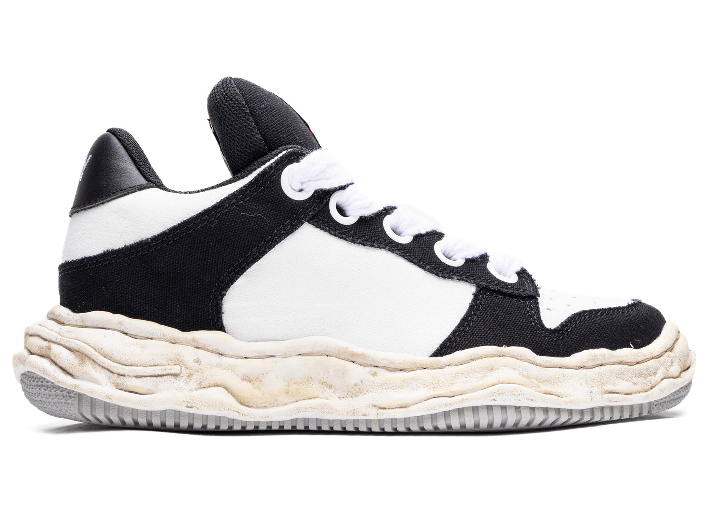 Maison Mihara Yasuhiro Wayne Puffer OG in Black/White