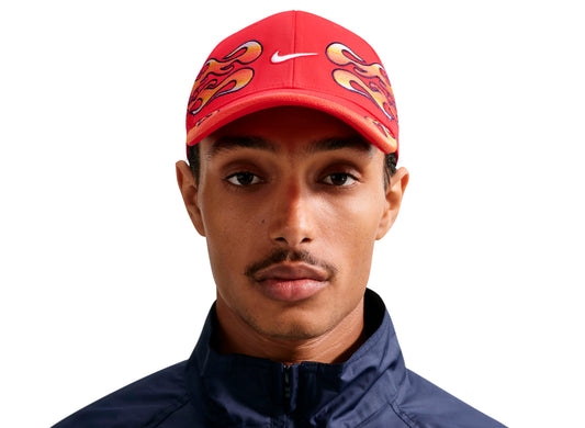 Nike Club OG Flame Cap in University Red