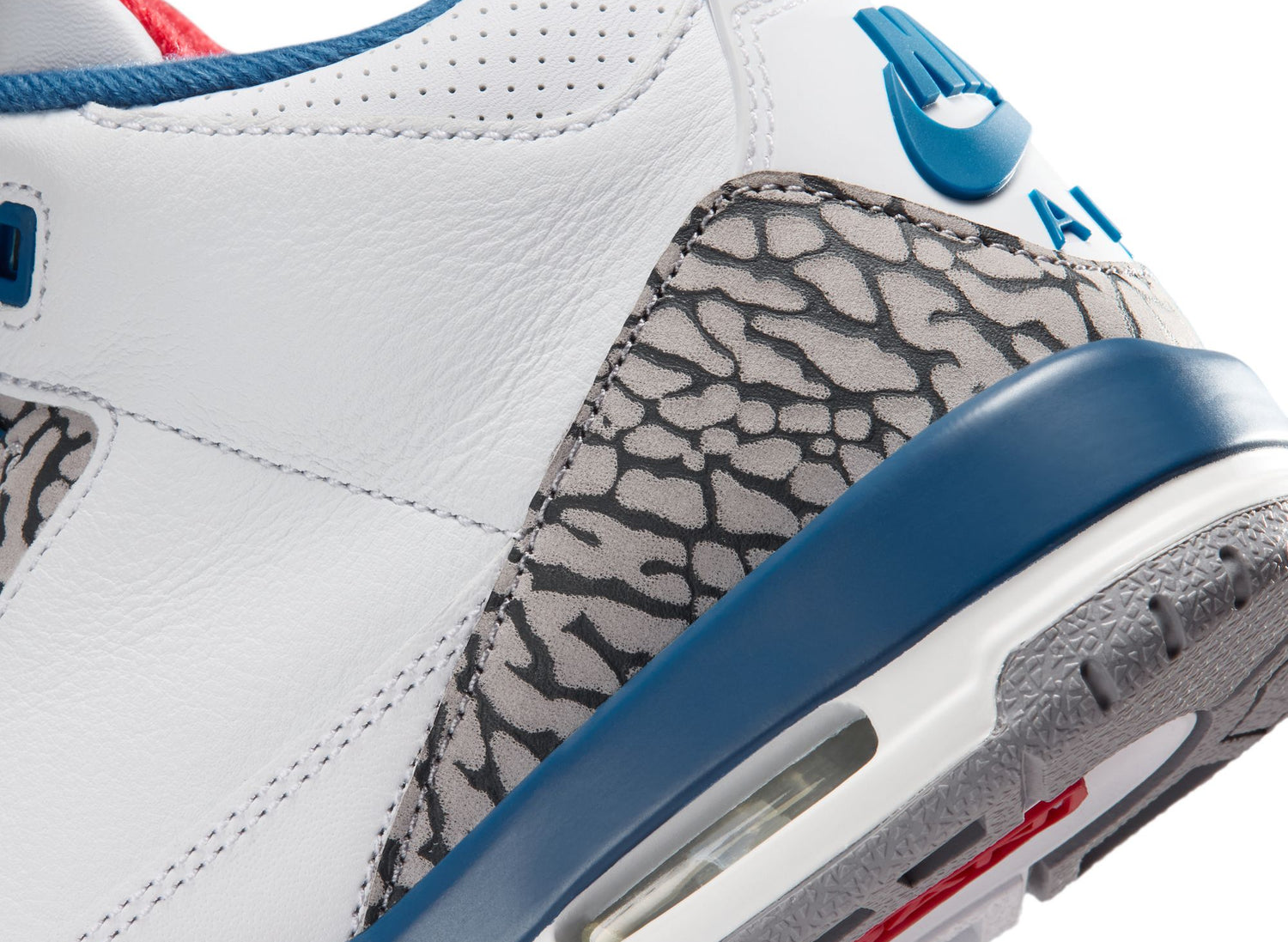 GS Air Jordan 3 Retro "True Blue" — view 7