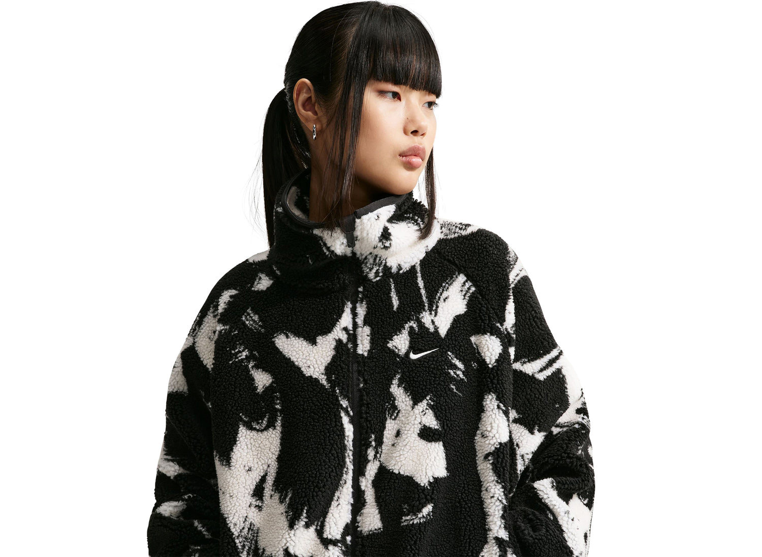 Women's Nike Sportswear Oversized High-Pile Fleece Top in Black — view 3