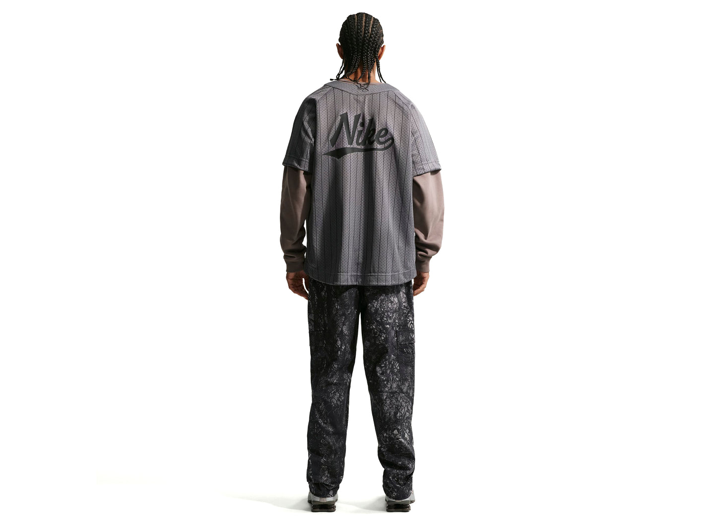 Nike Club Woven Cargo Pants in Black
