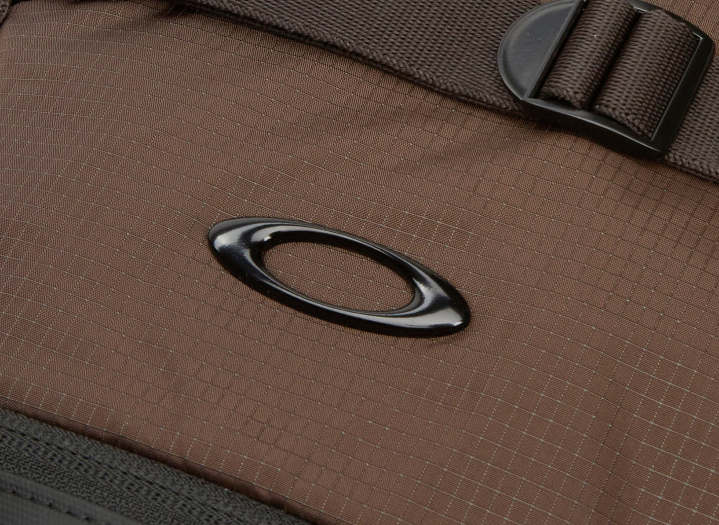 Oakley x Jaylen Brown Reserve Utility Bag in Terrain
