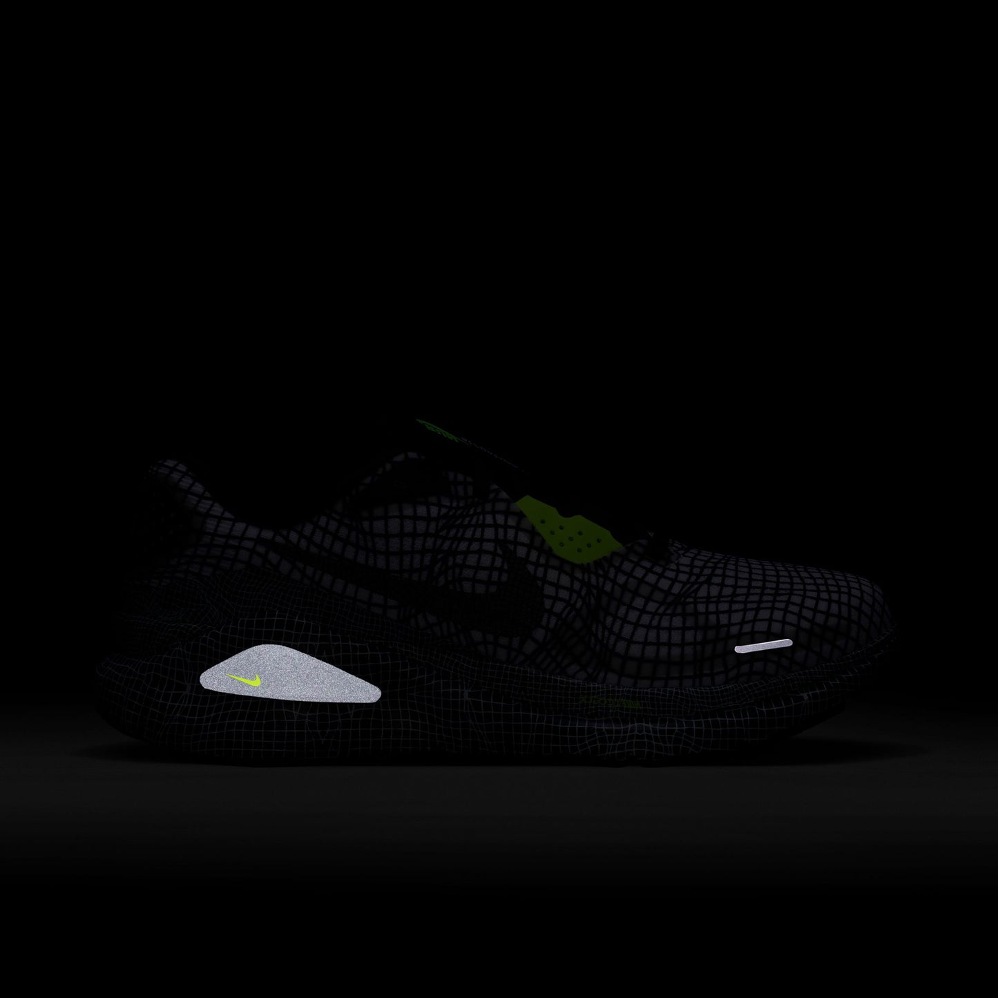 Nike Structure 26