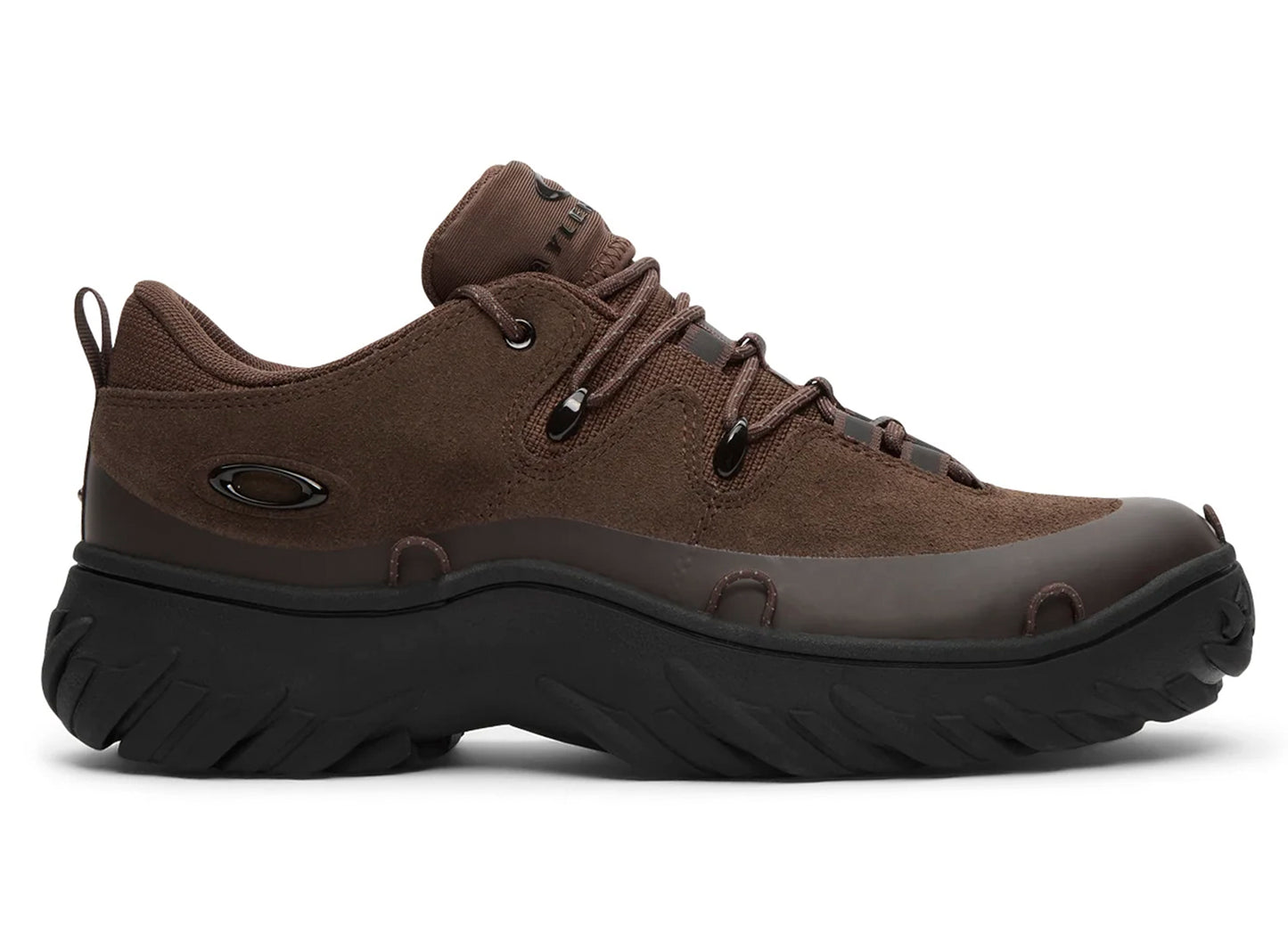 Oakley x Jaylen Brown Meridian Low EXT en Terrain