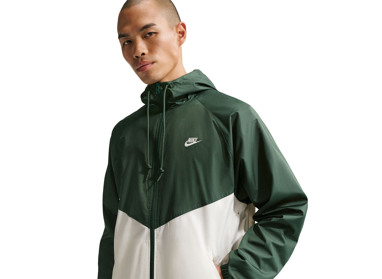 Nike Windrunner Lined Jacket in Fir / Sail