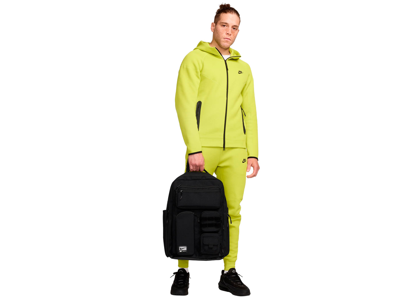 Nike Sportswear Commute Backpack in Black