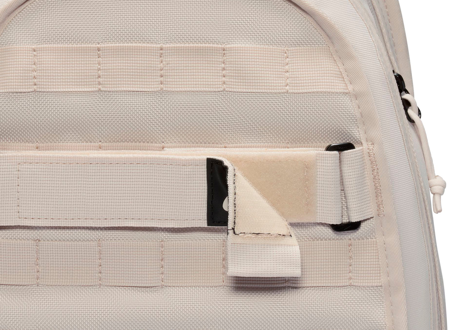 Mochila Nike Sportswear RPM en Marrón Orewood Claro / Negro