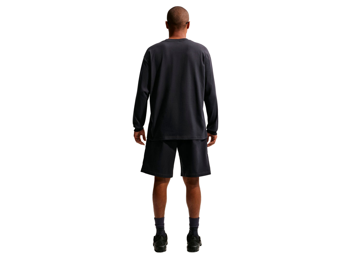 Nike ACG "Smith Summit" Cargo Shorts in Black / Anthracite