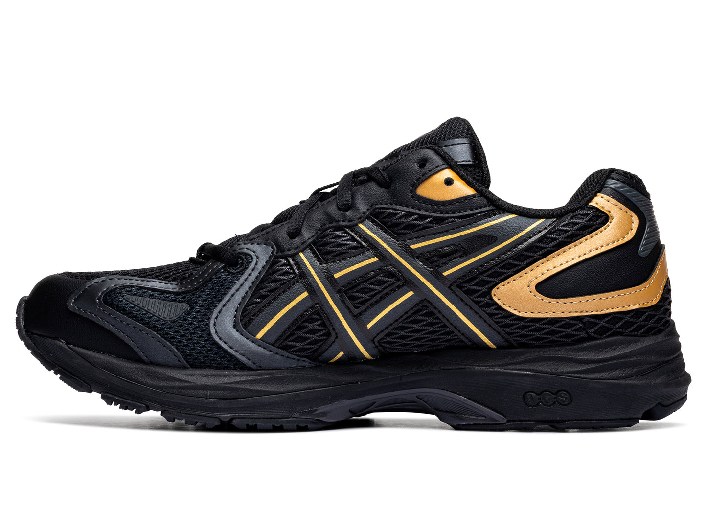 Asics Gel-K1011 in „Black / Pure Gold“