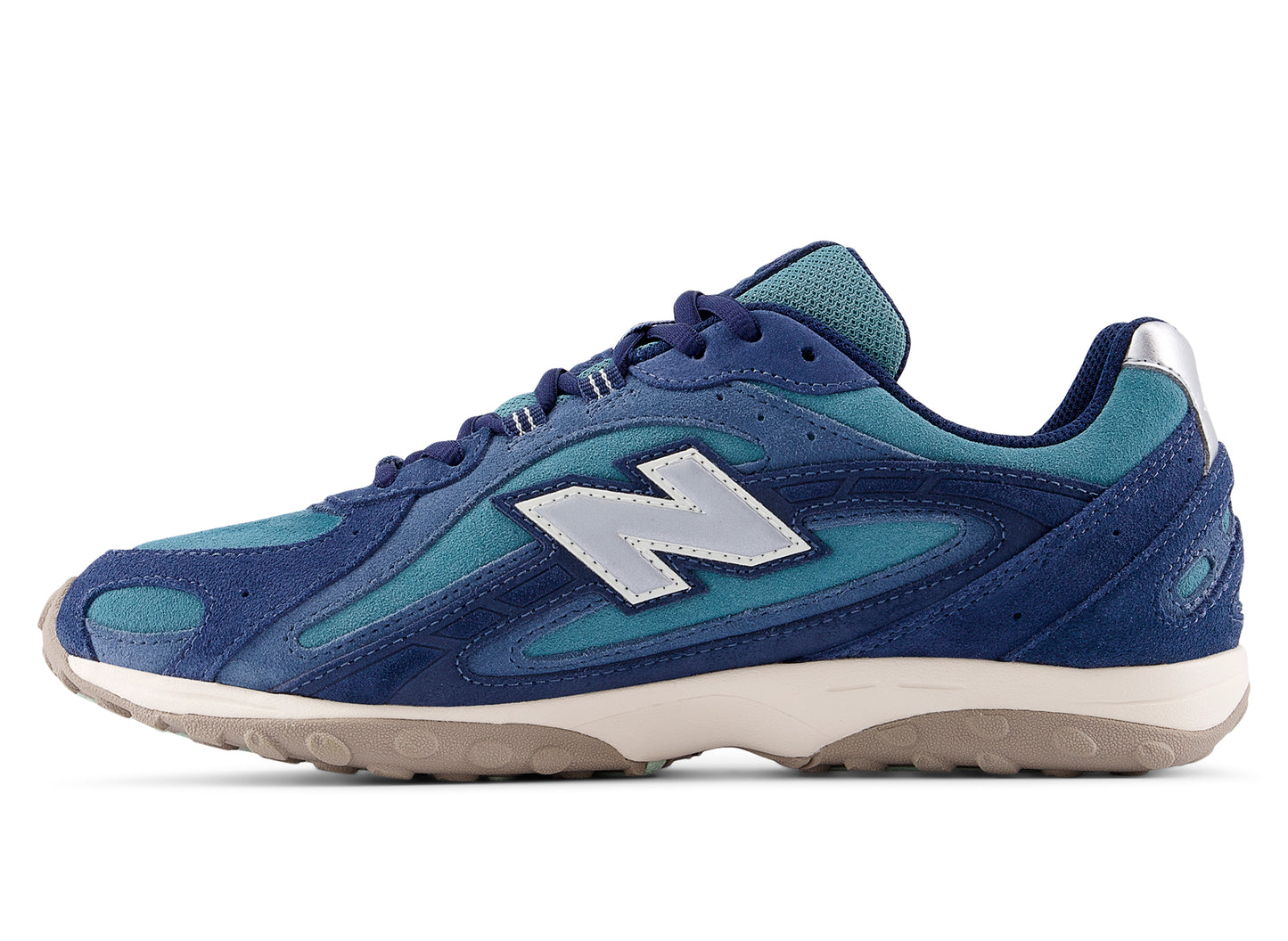 RTV New Balance 204L U204L67Q en Azul marino / Sal marina