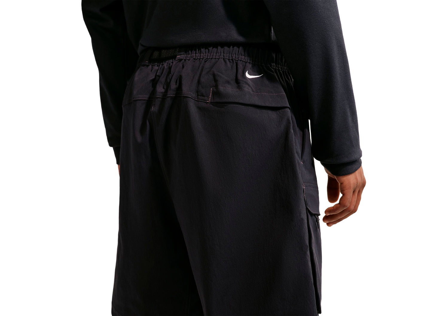 Nike ACG "Smith Summit" Cargo Shorts in Black / Anthracite