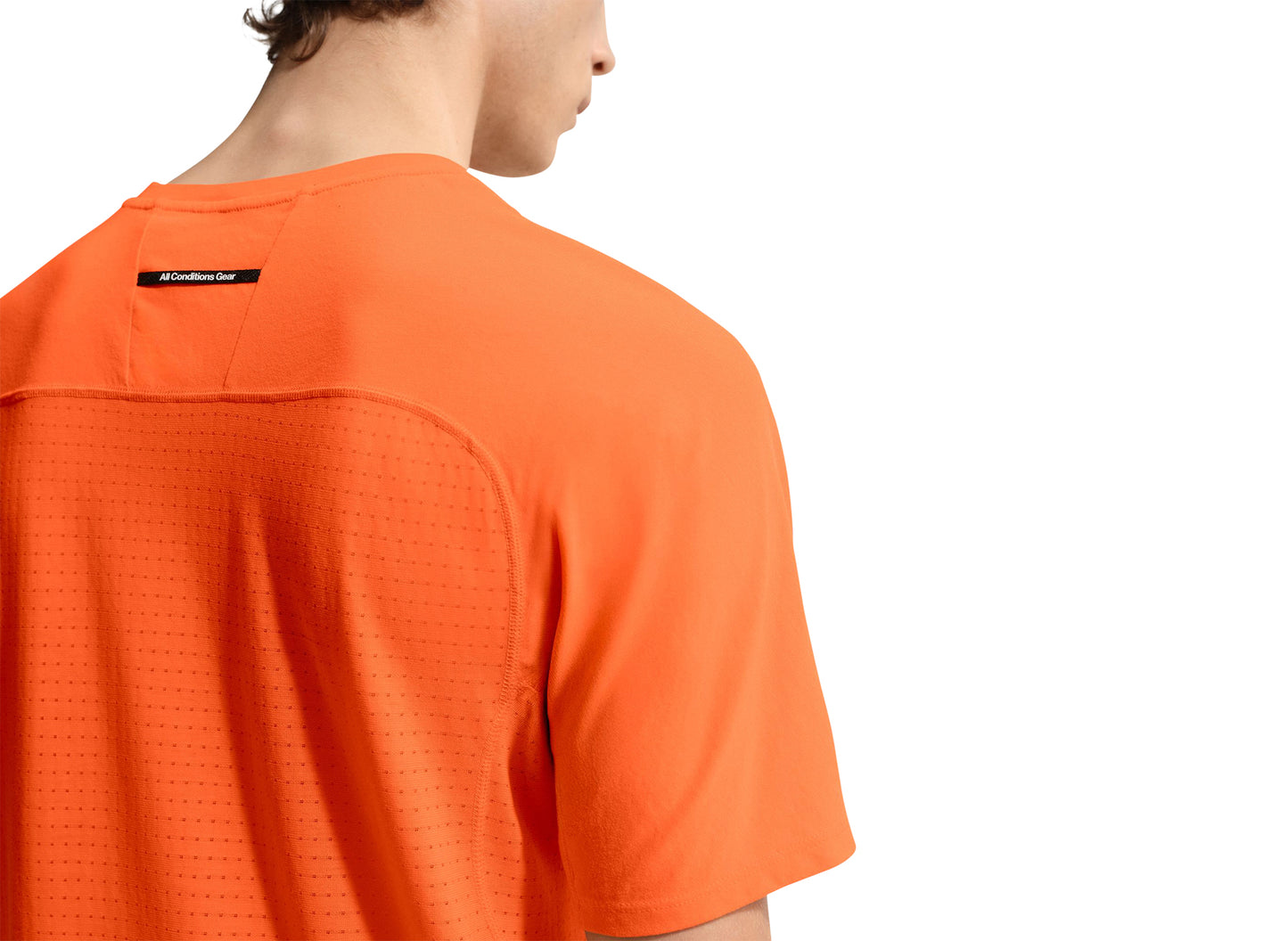Camiseta Nike ACG "Solar Chase" Dri-FIT ADV de trail running en naranja seguridad