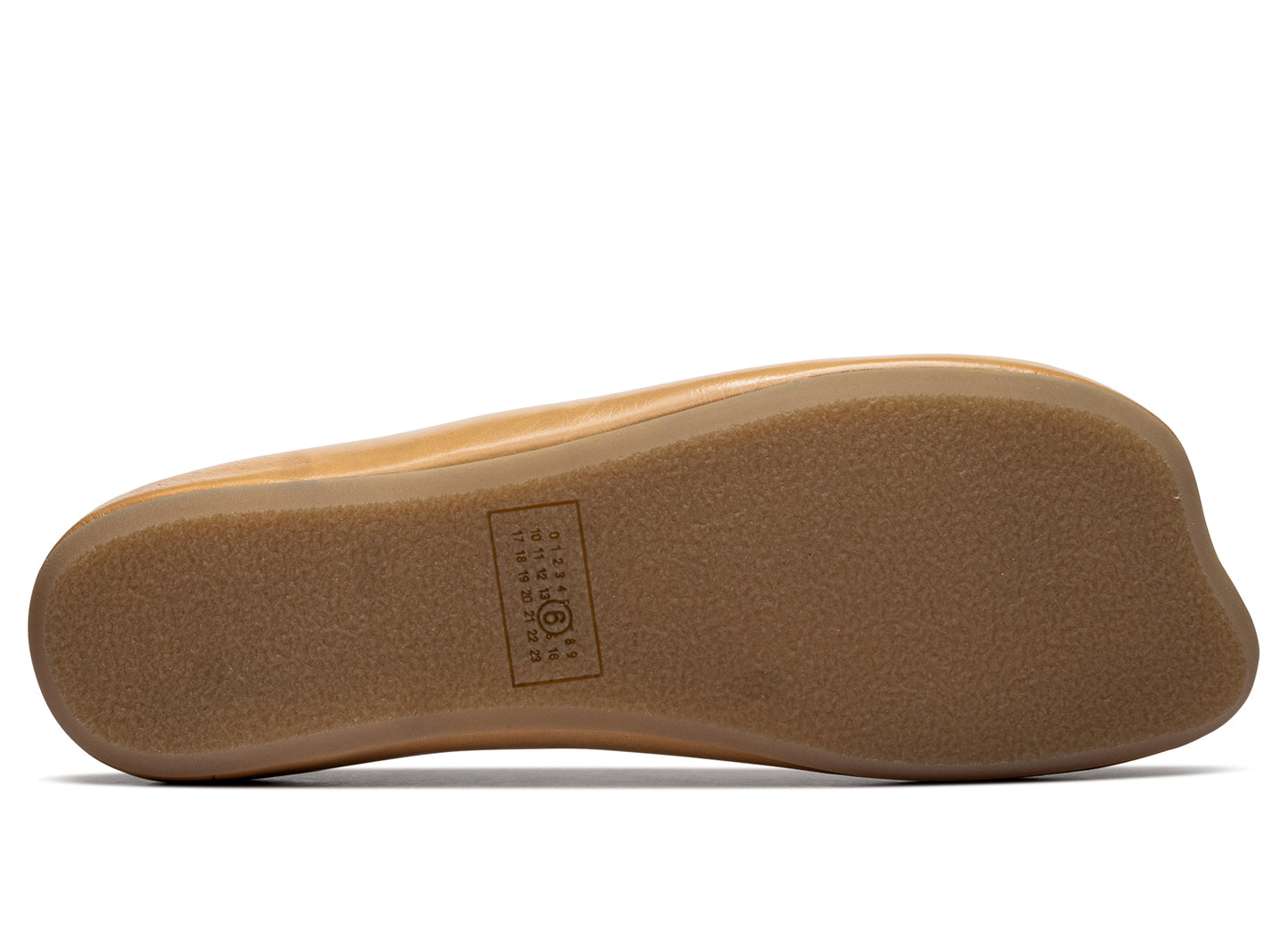 Pantufla de cuero MM6 de Maison Margiela