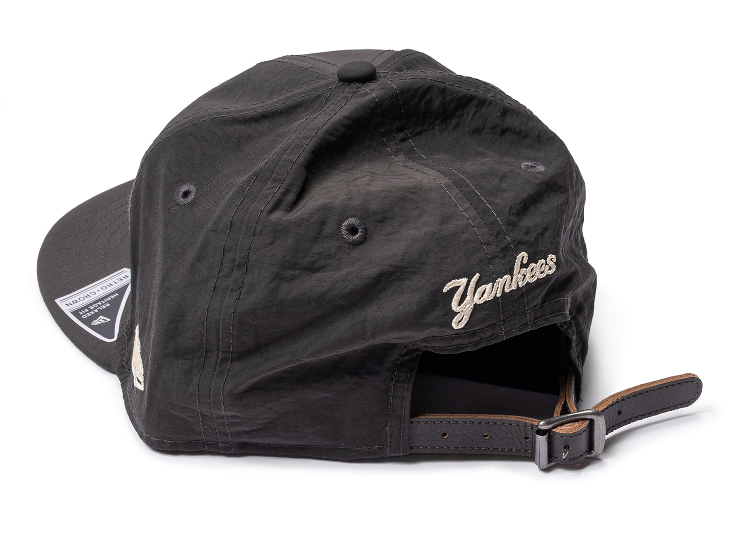 New Era 9Fifty New York Yankees Nylon Strapback Cap