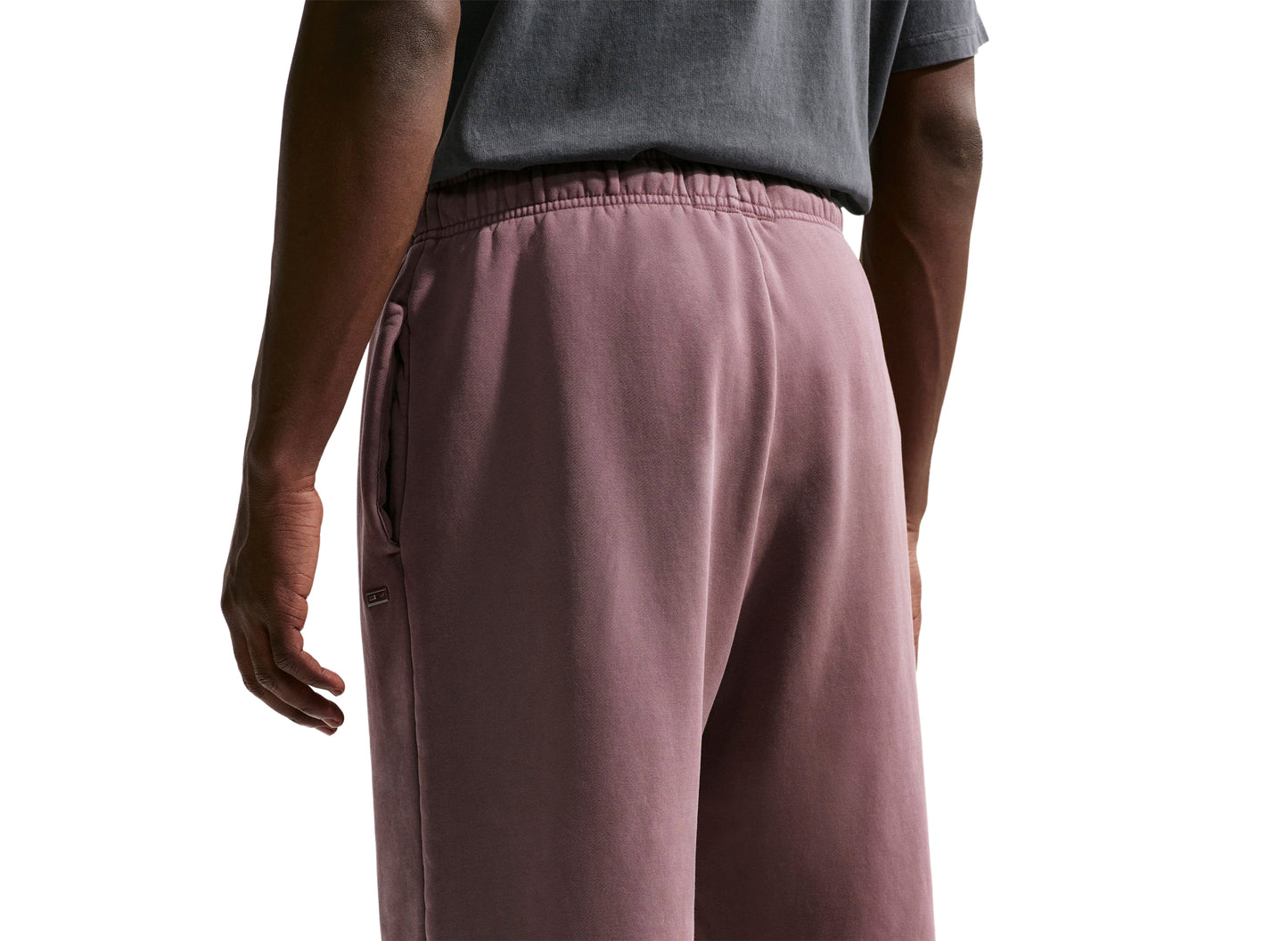 Pantalones Nike Book Standard Issue Therma-FIT de tejido cepillado en Tattoo