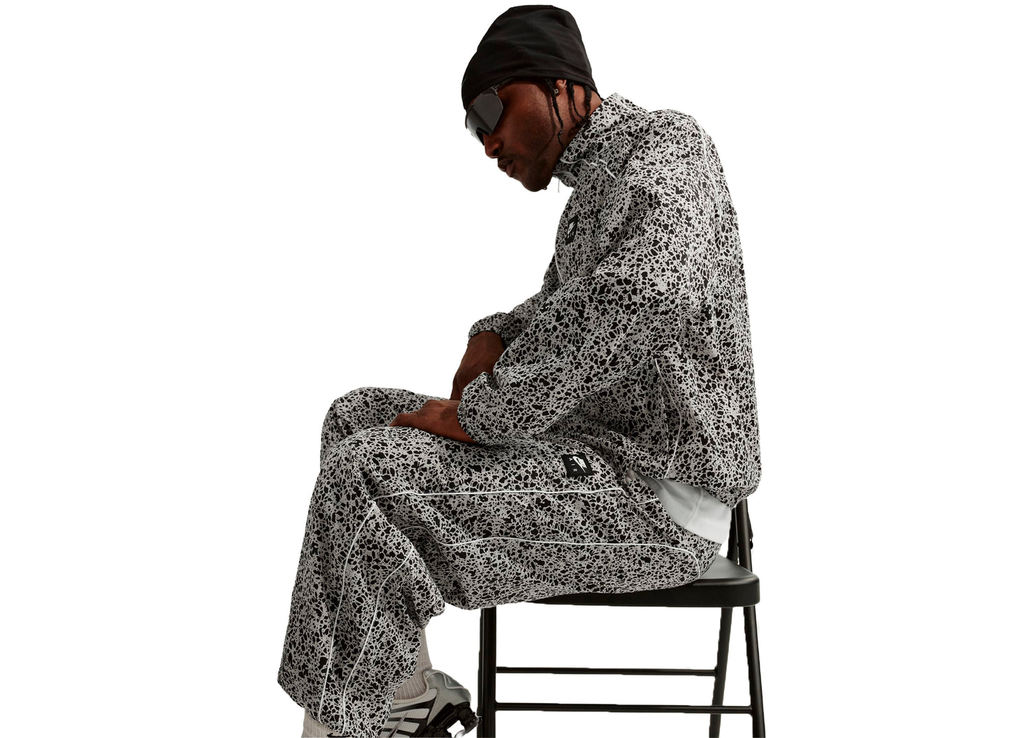 Pantalones Nike Air Woven en hueso claro