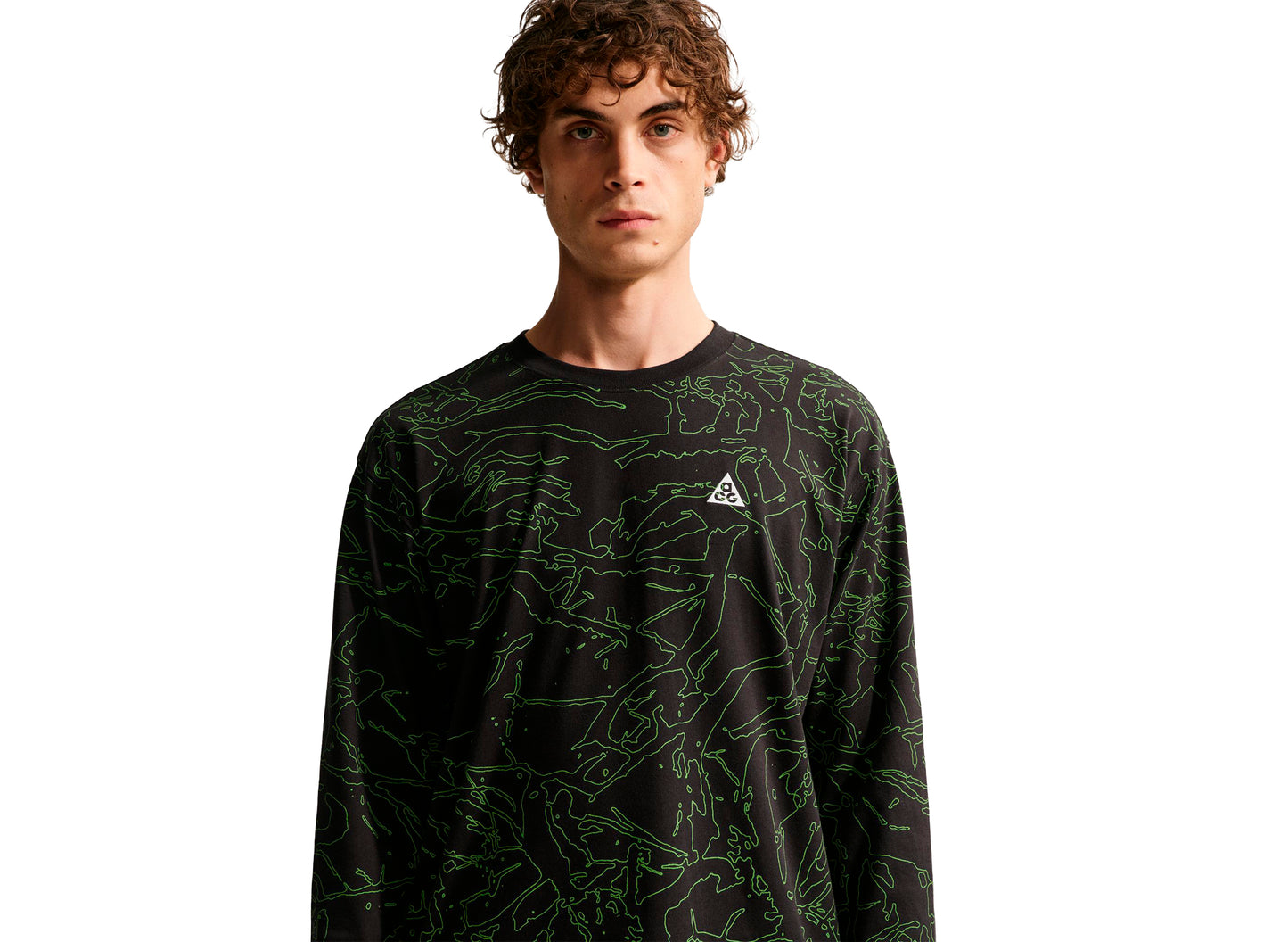 Nike ACG "Cave" Langarm-T-Shirt in Schwarz