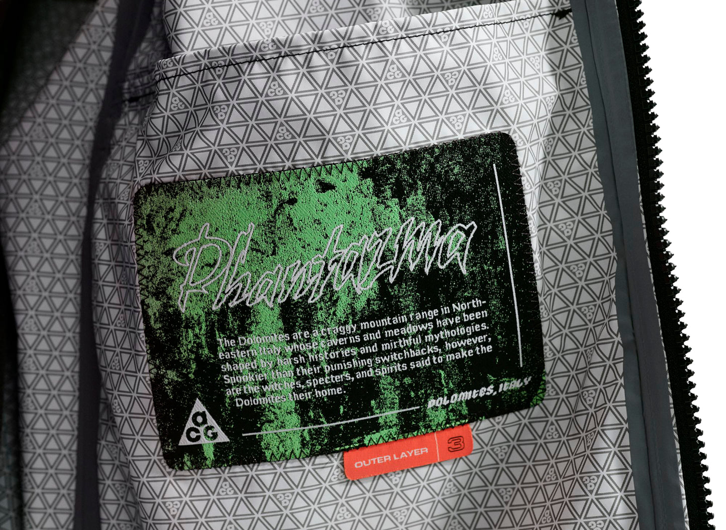 Nike ACG "Phantazma" Storm-FIT ADV Jacket in Black