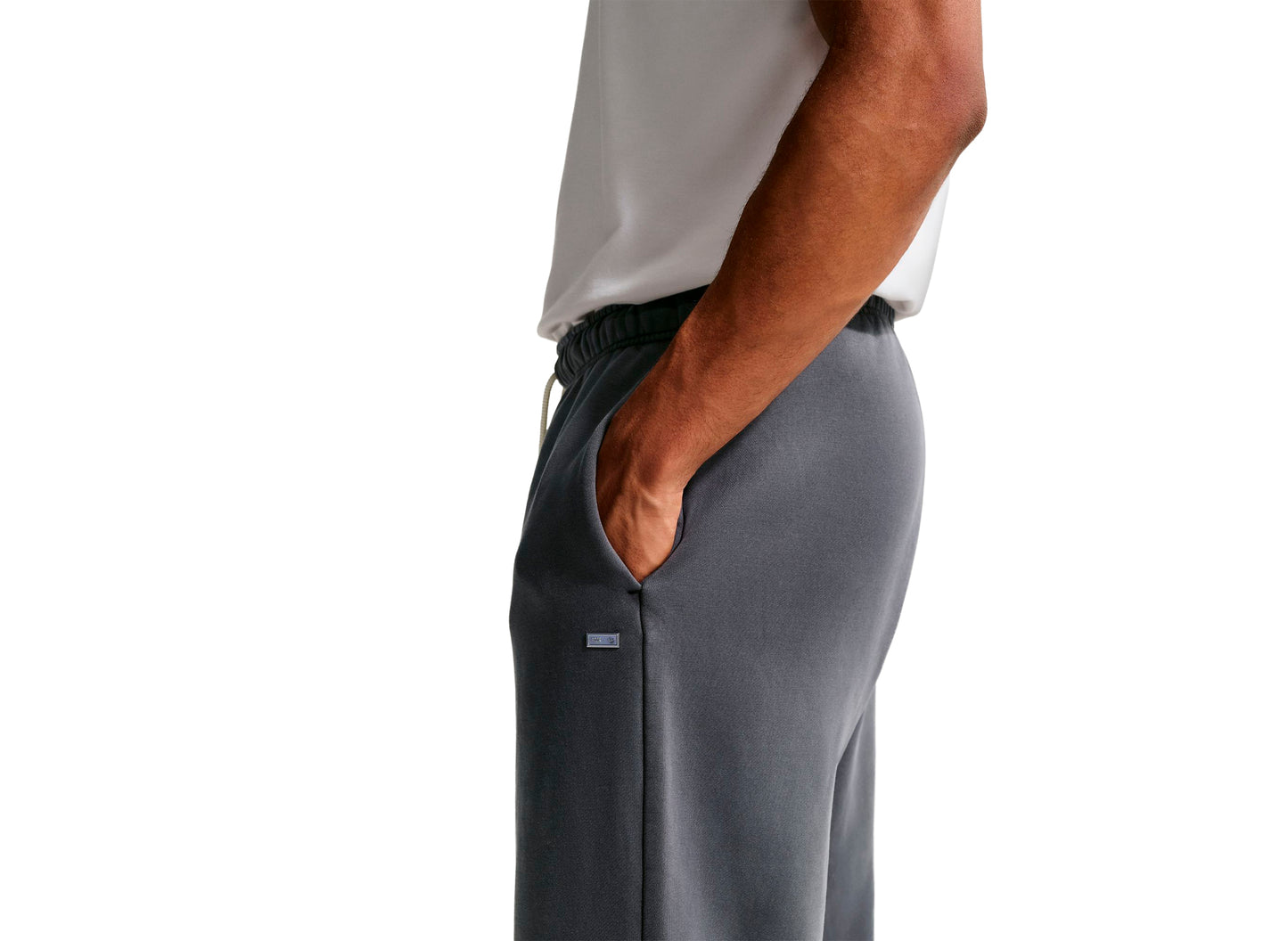 Nike Book Standard Issue Brushed Hose in Schwarz