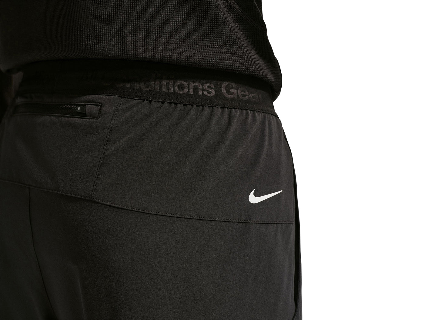 Nike ACG "Dawn Range" Dri-FIT Trail Running Pants in Black