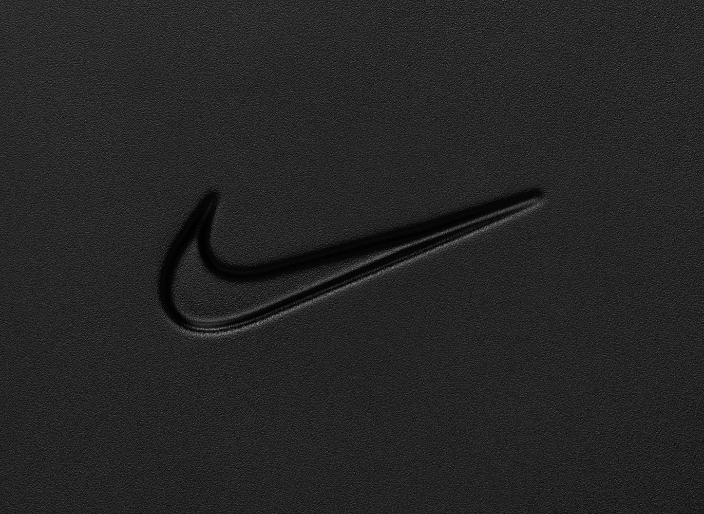 Nike Handgepäck 22" Hartschale in Schwarz