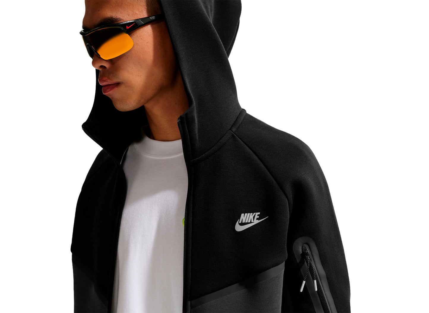 Nike Tech Fleece Full-Zip Windrunner Jacket in Black