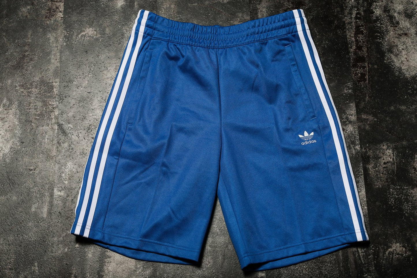 PANTALONES CORTOS DE PRESILLA ADIDAS