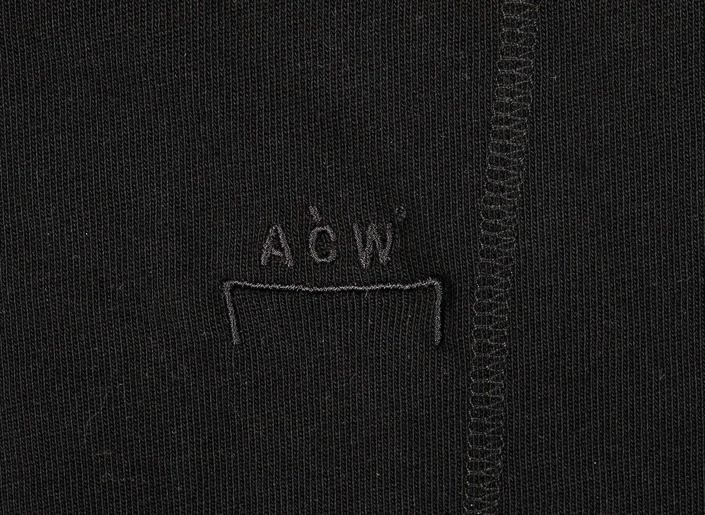 Camiseta Essentials A-COLD-WALL* en negro