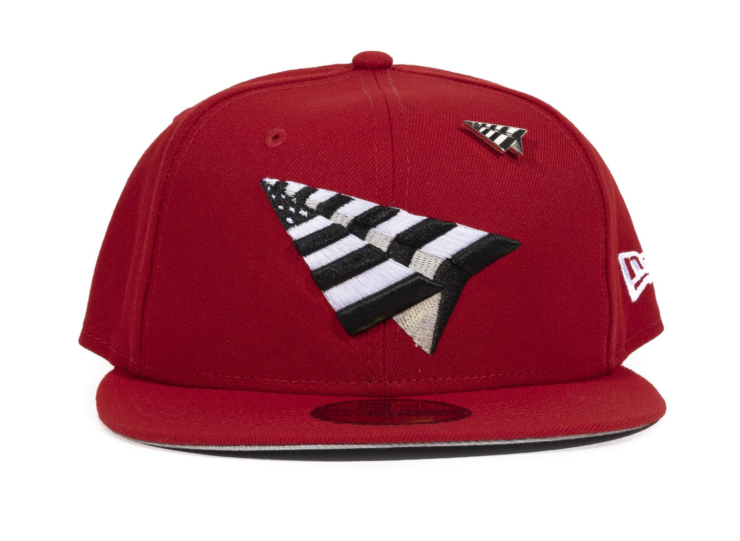 Gorra ajustada Paper Planes Crimson Crown roja