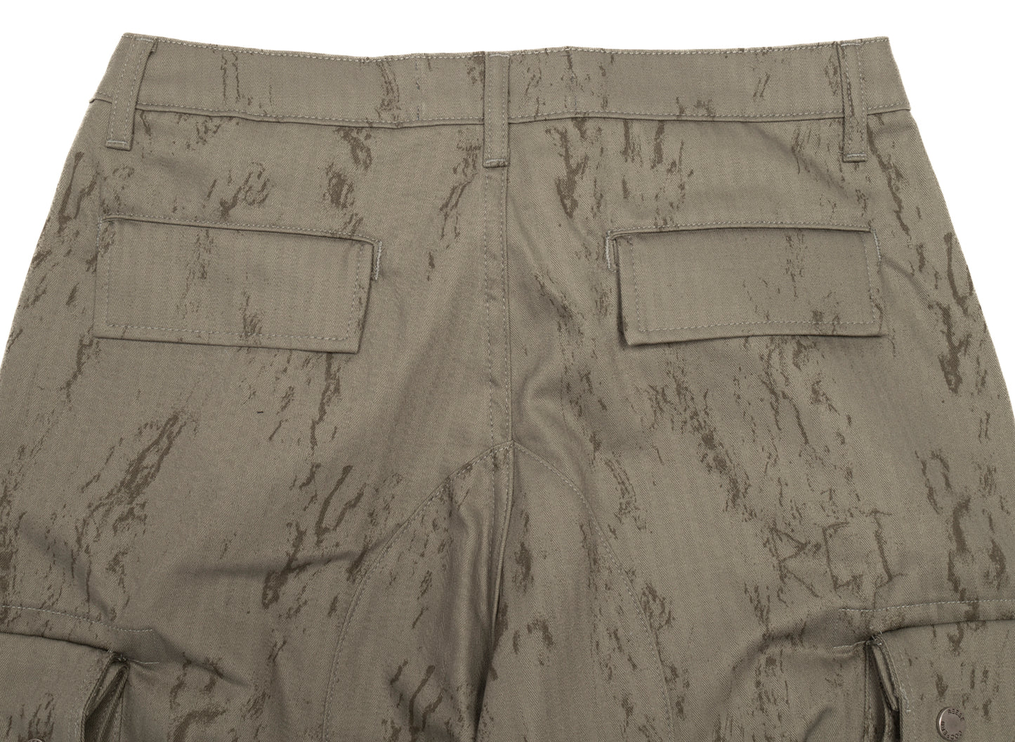 Reese Cooper Cargohose aus Baumwoll-Fischgrätgewebe in Salbei-Camo