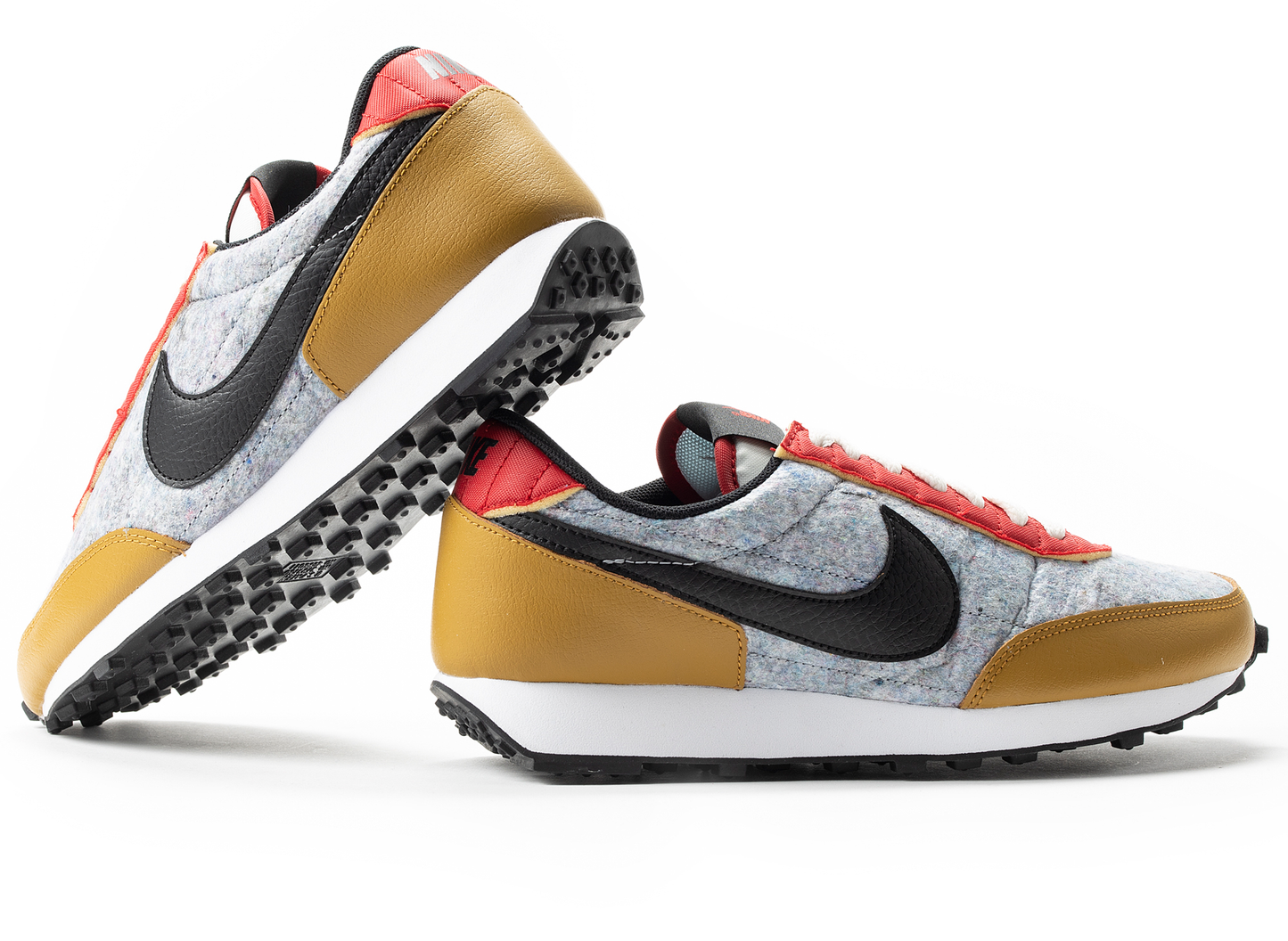 Nike Women's Daybreak QS