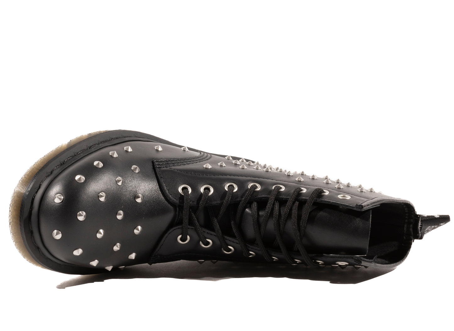 Dr. Martens Stud Wanama in Black