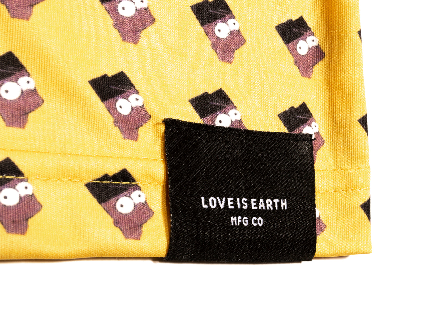 El amor es la camiseta de Bart Earth