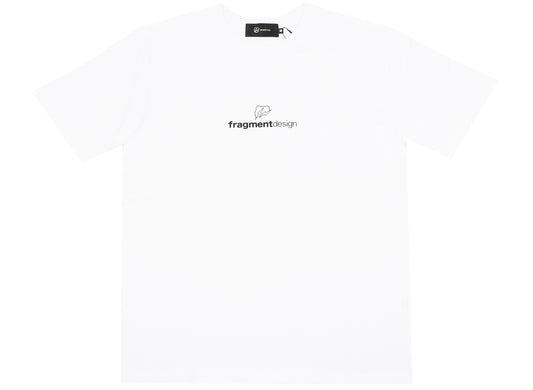 Camiseta blanca con logo Medicom Toy Be@rtee x fragmentdesign