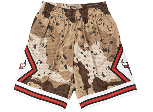 Mitchell & Ness NBA Bulls '97 Camo Reflective Swingman Shorts
