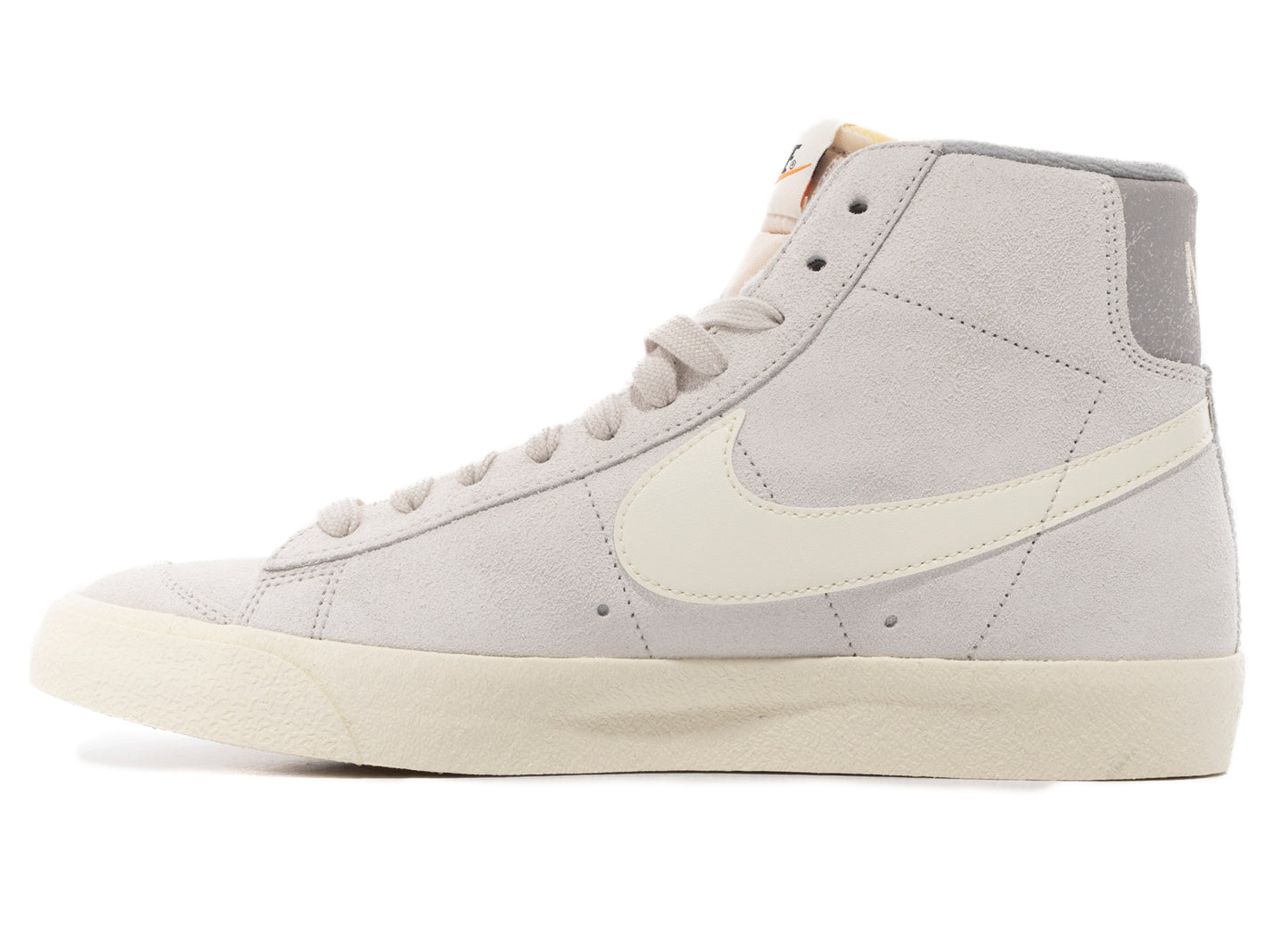 Nike Blazer Mid '77 Premium in Ghost Green / Black / Pink Blast / Photo Blue - view 3