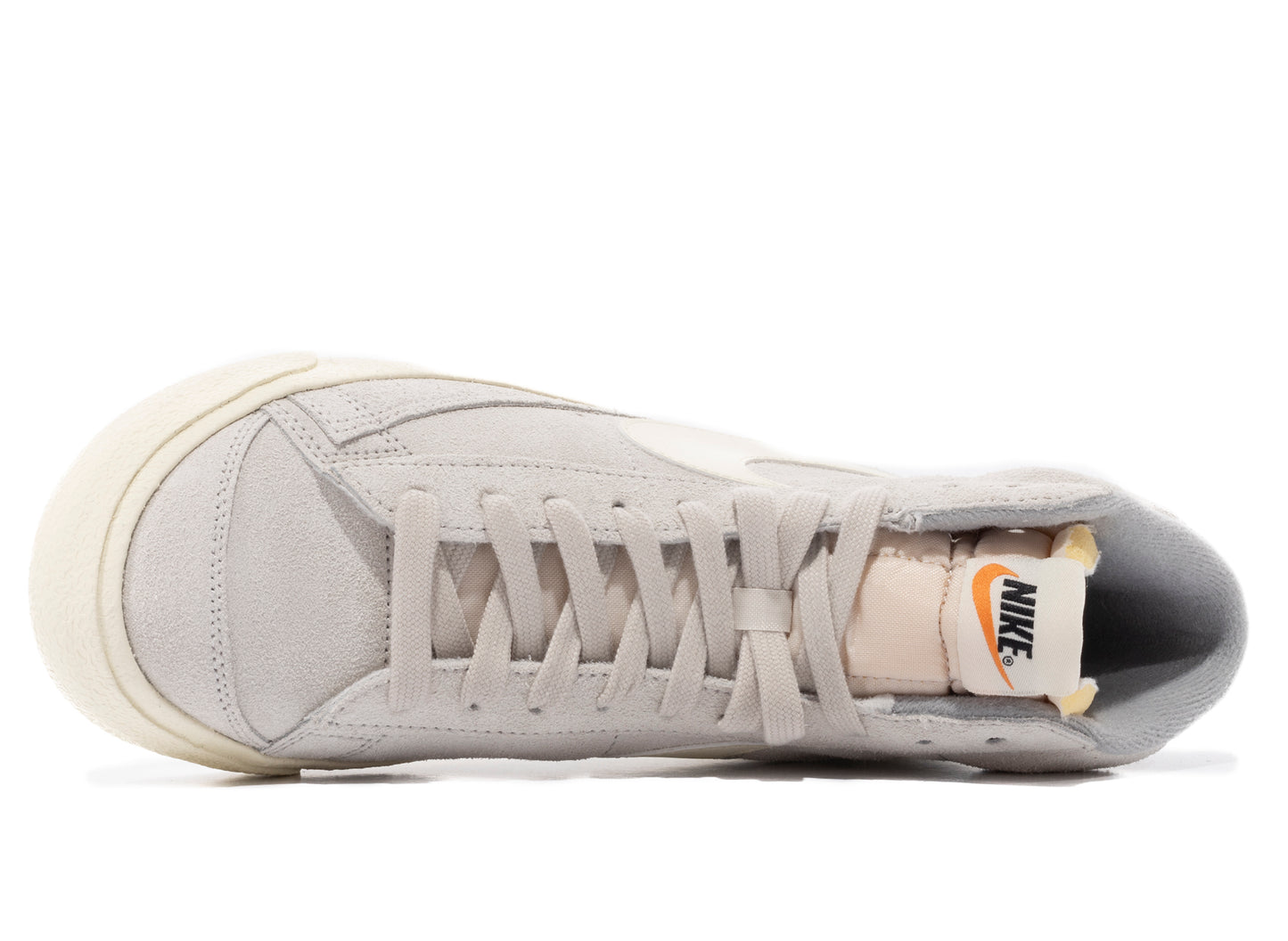 Nike Blazer Mid '77 Premium in Ghost Green / Black / Pink Blast / Photo Blue - view 4