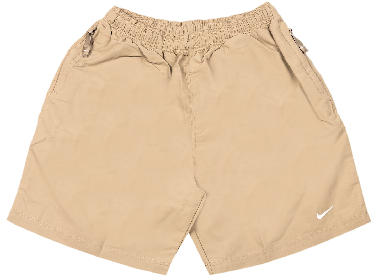 Pantalones cortos Nike NRG Solo Swoosh en color Malt