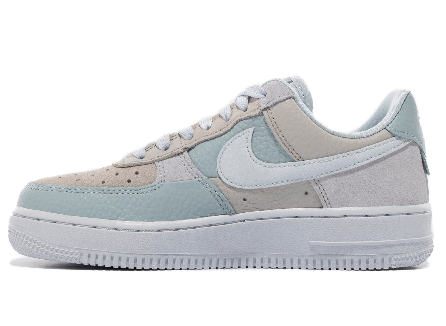 Women's Nike Air Force 1 '07 'Be Kind' in Football Grey / Aura / Ocean Blue - view 3