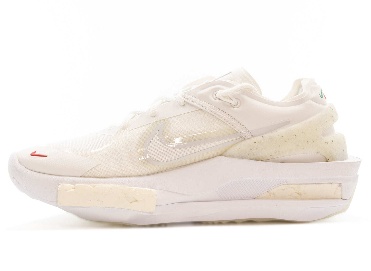 Women's Nike Fontanka Edge in Summit White / Photon Dust / White